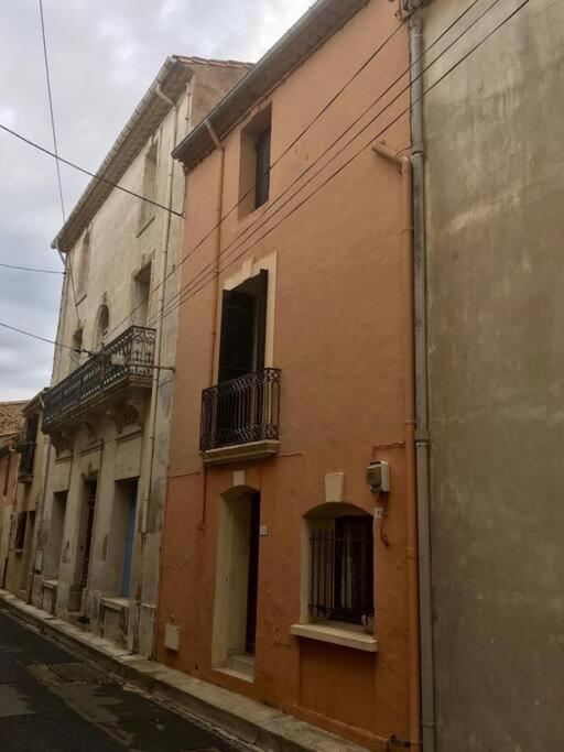 Historic French Townhouse Villa Saint-Thibéry Exterior foto